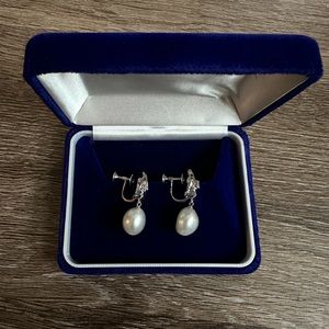Japanese Pearl Clip On Earrings PT900